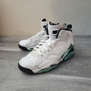 Nike Air Jordan MVP‎ White Green Black Size 9 Jumpman Leather Basketball Unisex